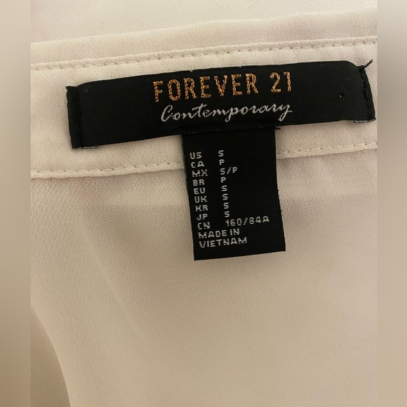 White blouse- Forever 21 - Picture 3 of 3